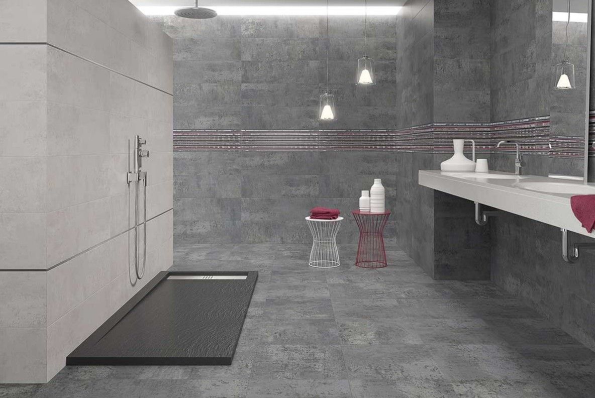 Aranżacja minimalistycznej łazienki z otwartym prysznicem | carrea.pl